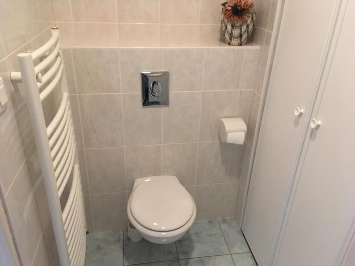 Chambre Du Verger Francheville  Kültér fotó